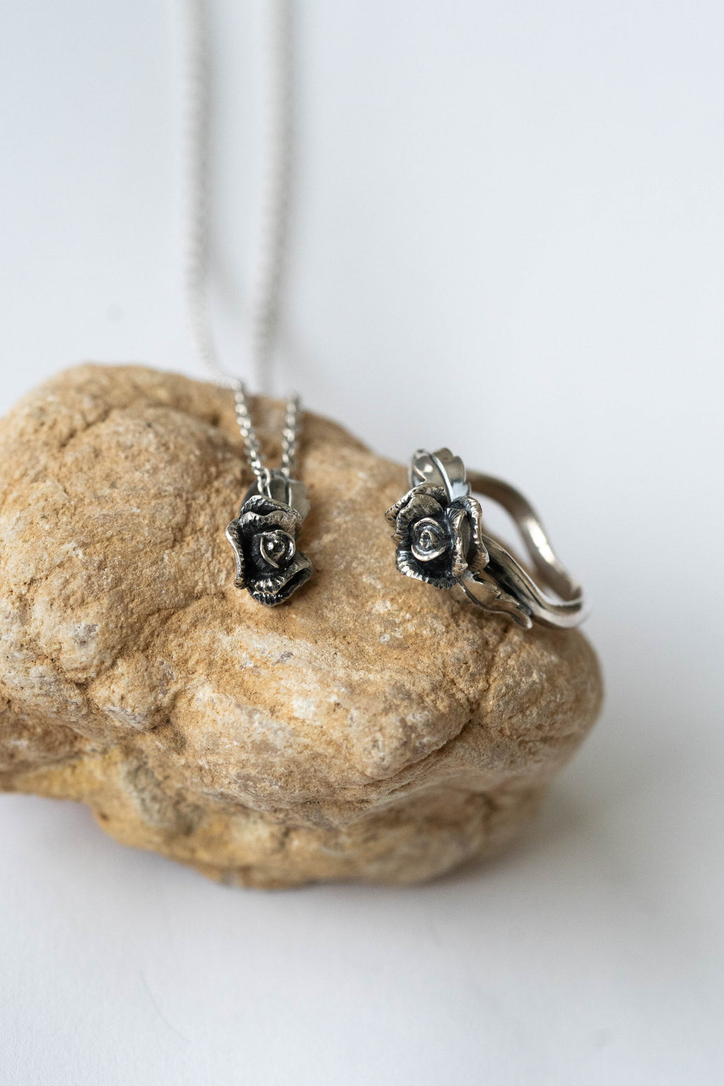 Rose Flower Necklace