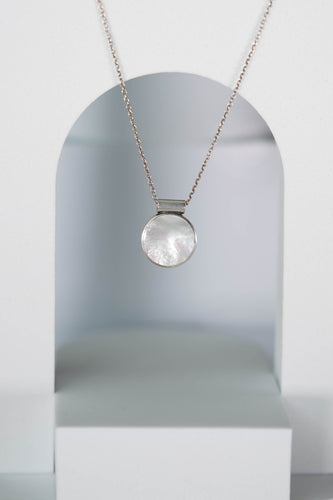 Eléa Mother-of-Pearl Necklace