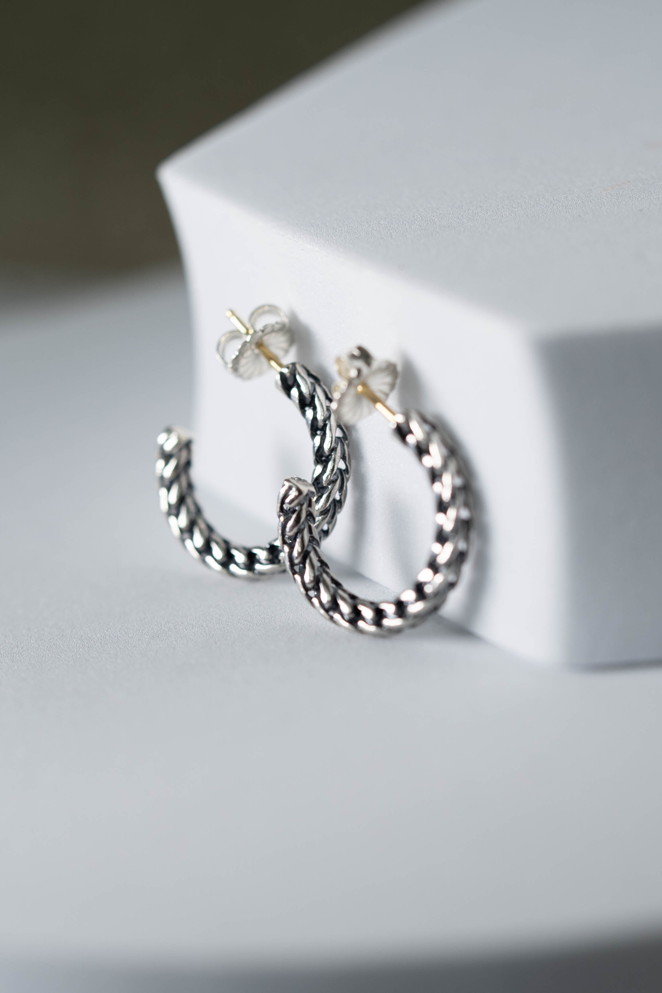 Post Back Oran Chain Hoops