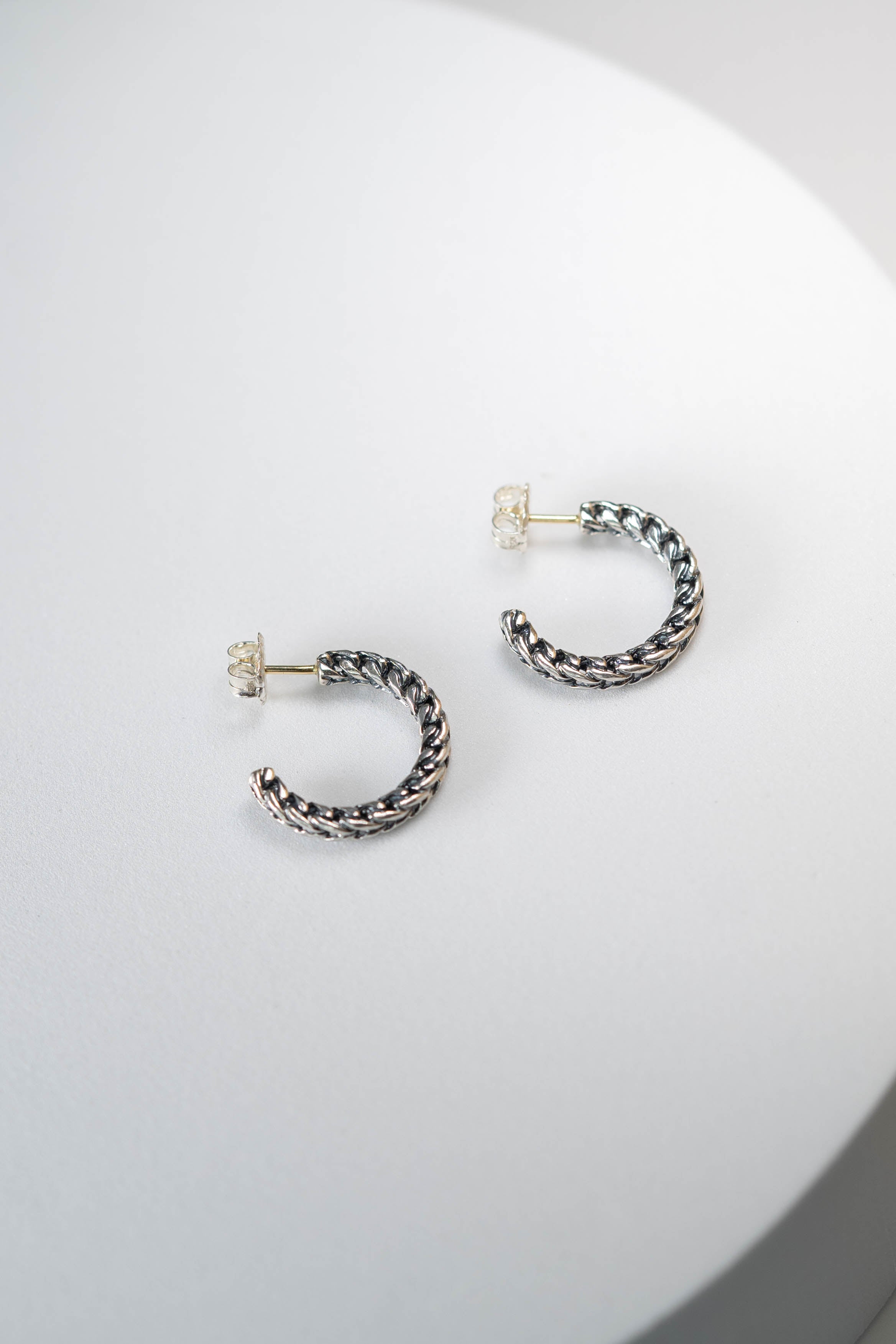 Post Back Oran Chain Hoops