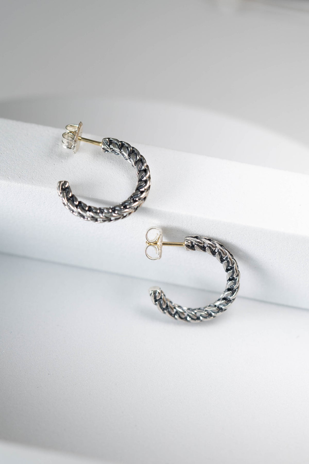 Post Back Oran Chain Hoops
