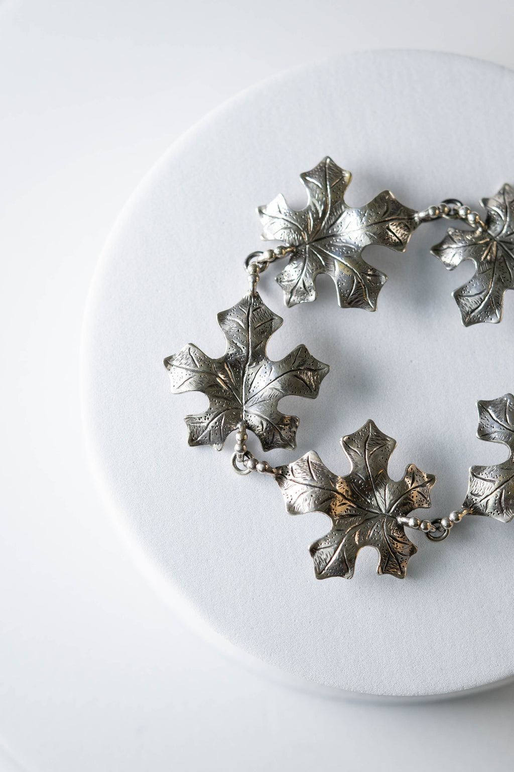Maple Leaf Links Bracelet