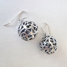 Aphrodite Earrings