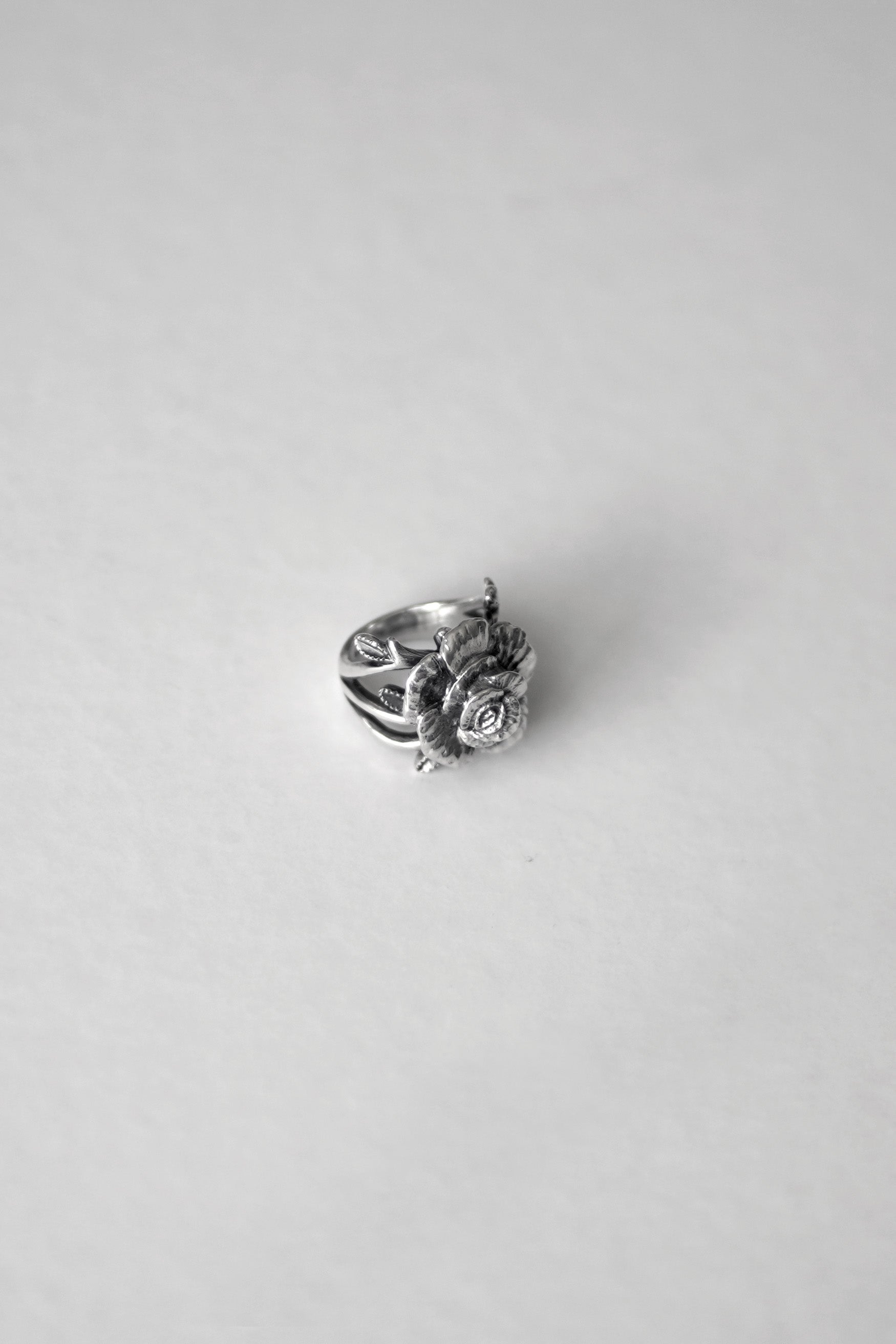 Rosa Rose Flower Ring