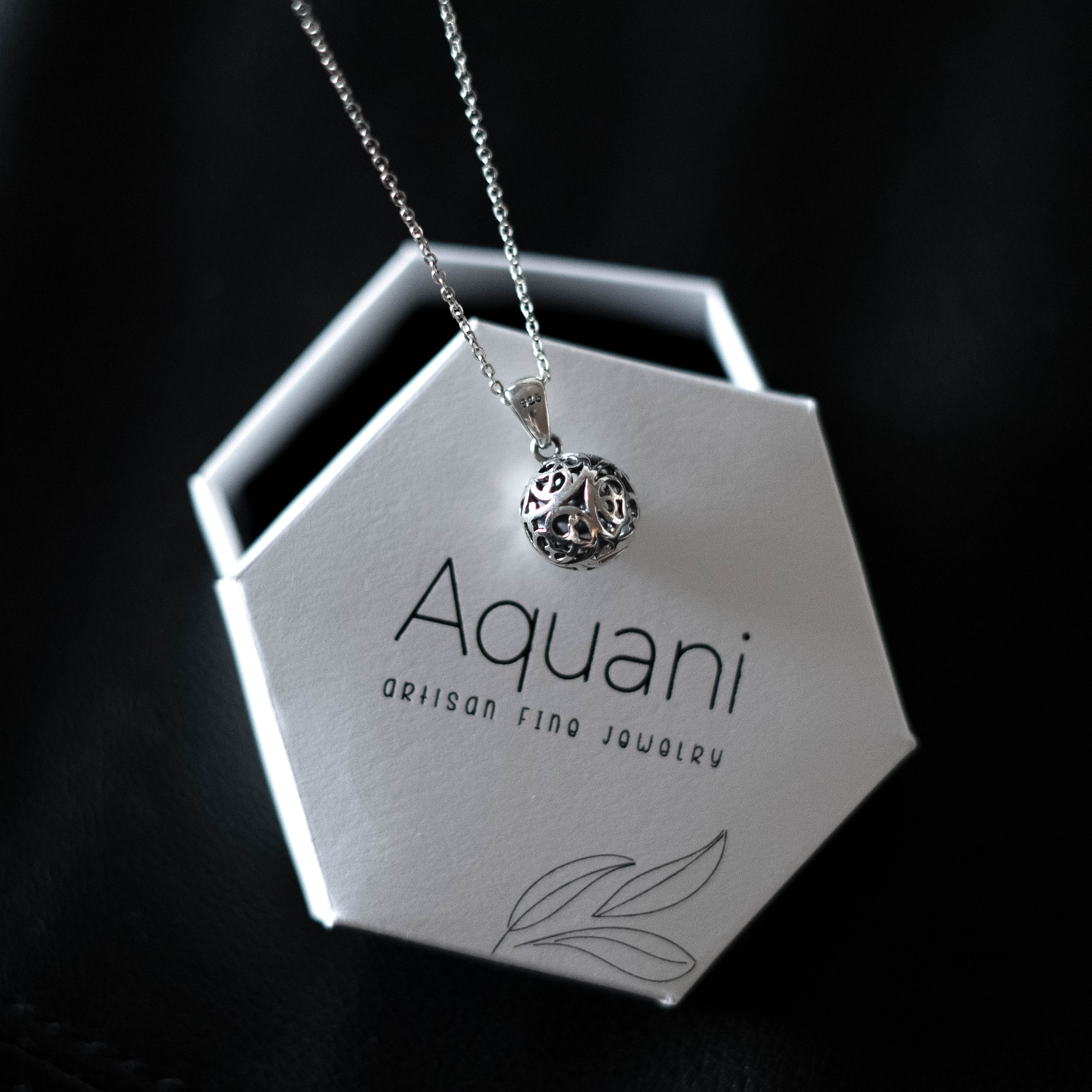 Aphrodite Necklace