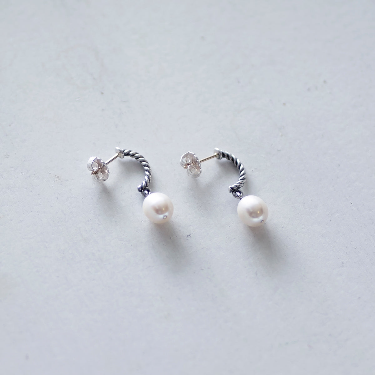 Margot Pearl Earrings