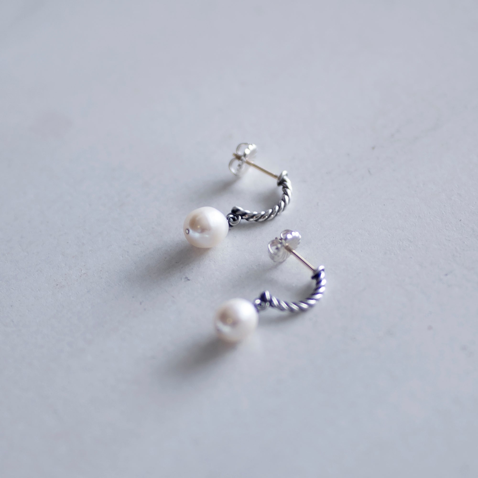Margot Pearl Earrings