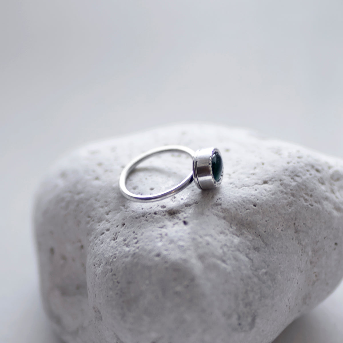 Green Emerald Ring