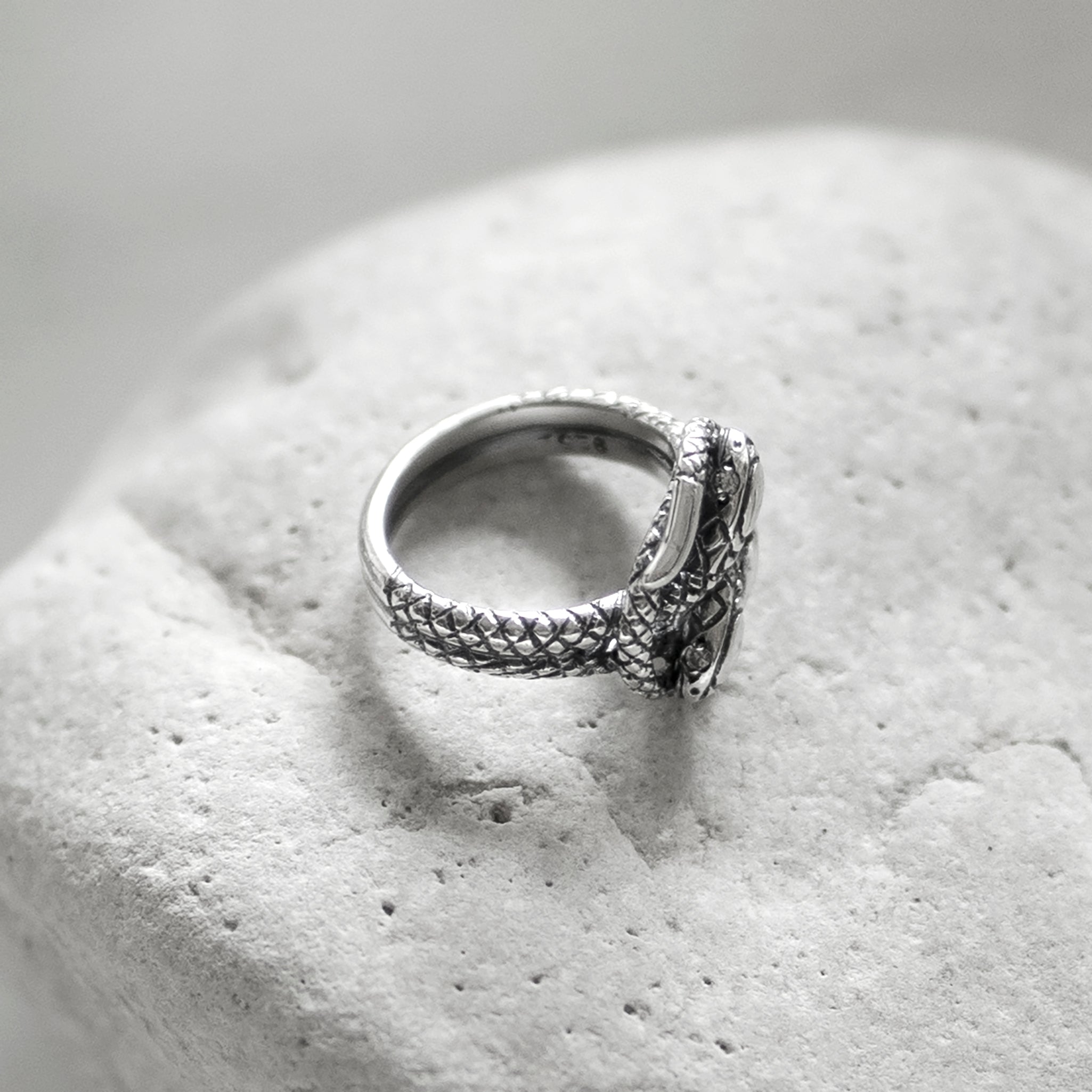 Serpents Ring