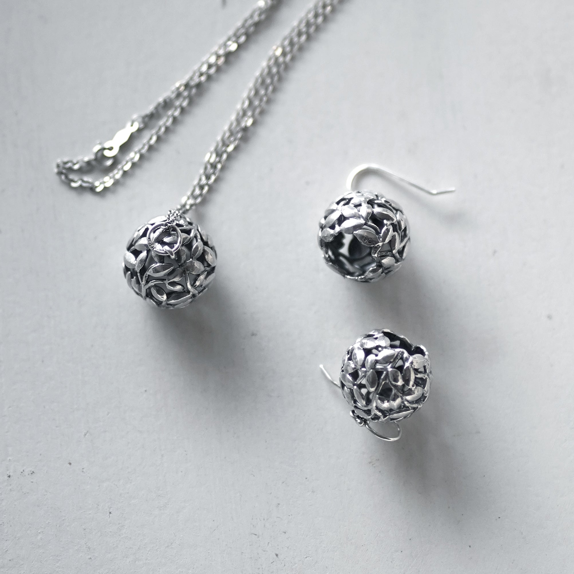 Aerin Necklace