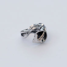 Lily Ring