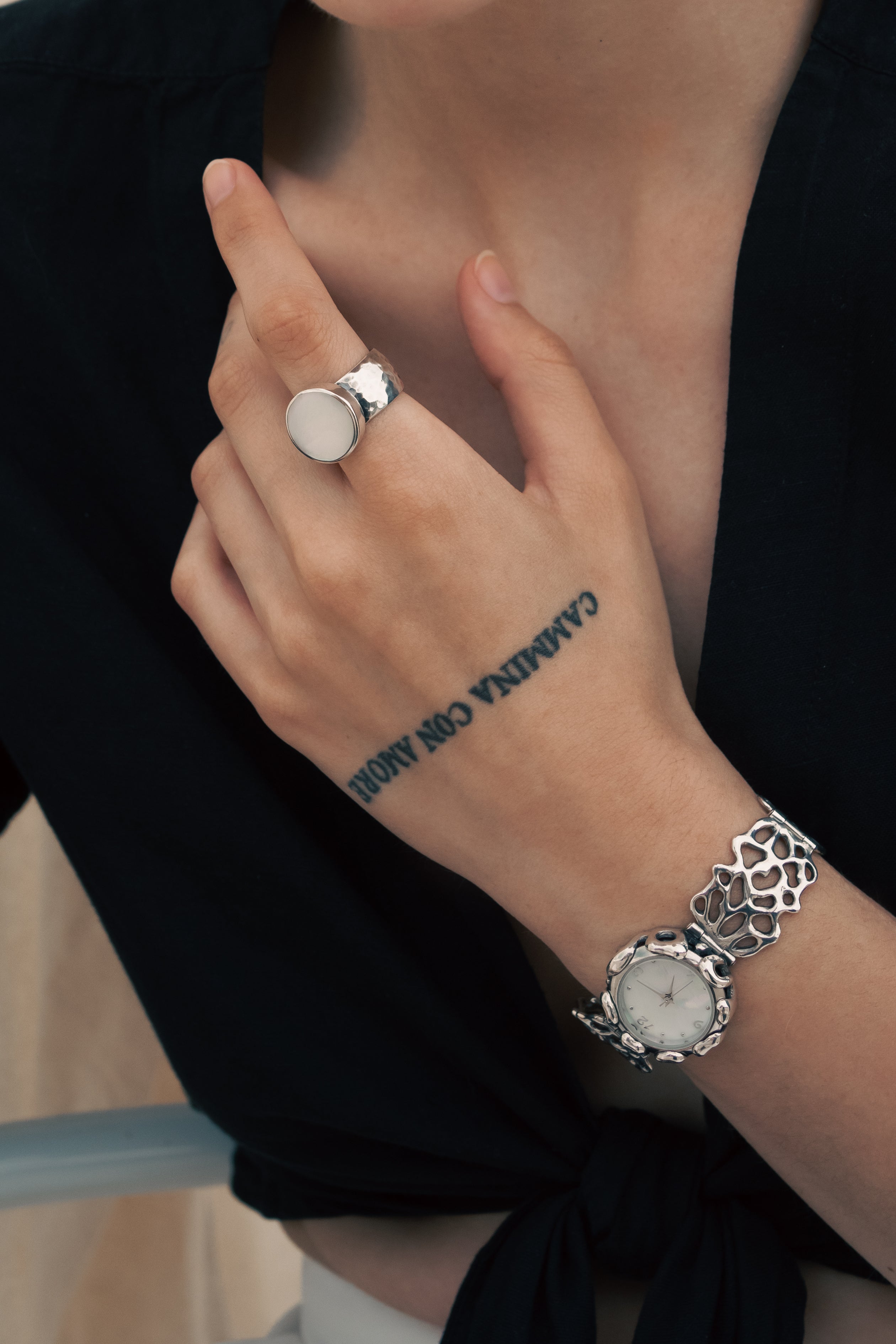 Eléa Mother-of-Pearl Ring