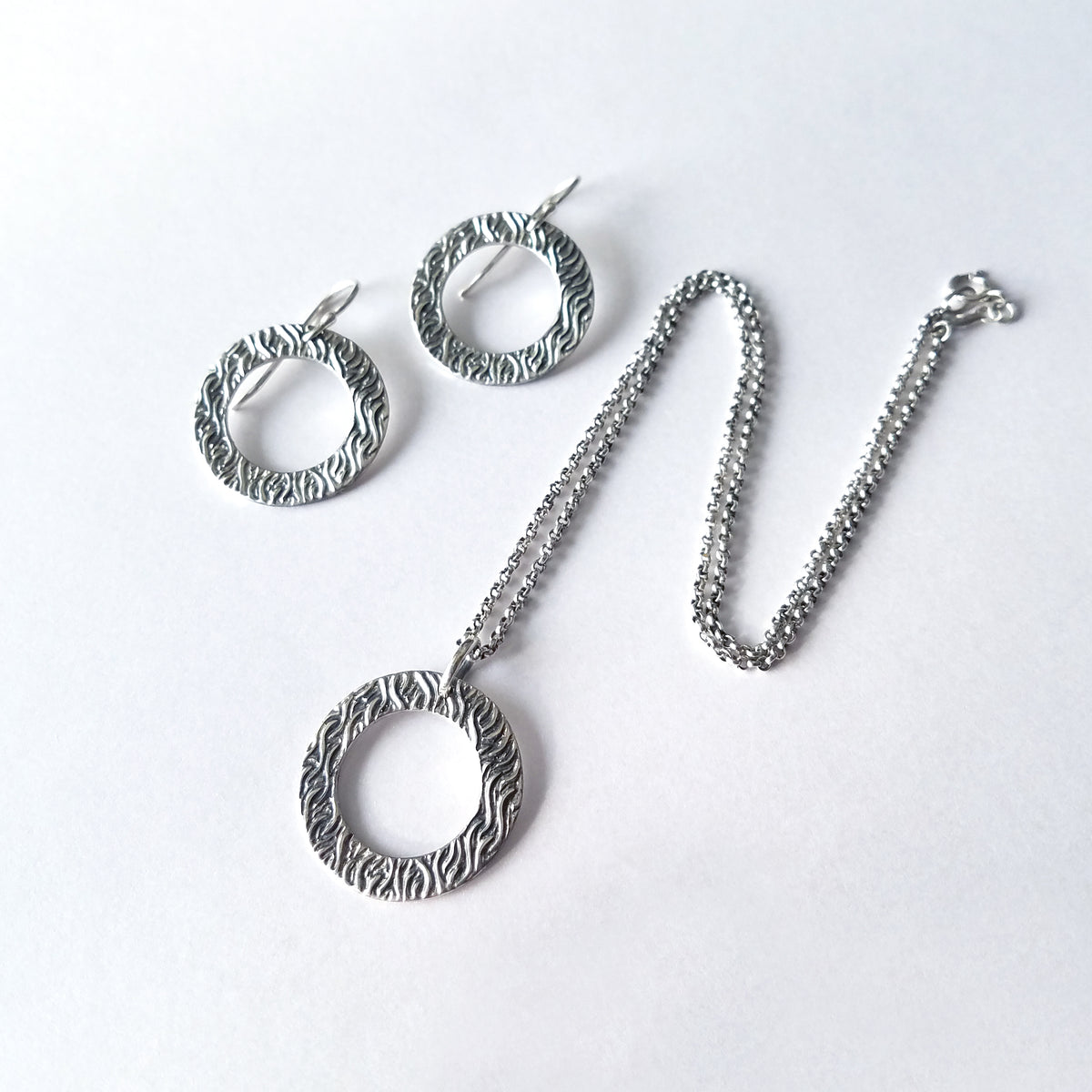 Waves Hoop Jewelry Gift Set